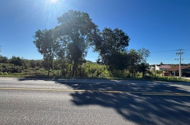 TERRENO RURAL COM FRENTE PARA BR 476